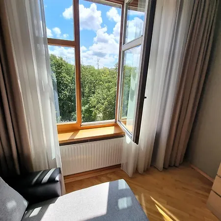 Apartman Js Apartamentai Su Savarankisku Isiregistravimu