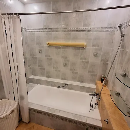 Js Apartamentai Su Savarankisku Isiregistravimu *